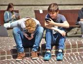 Adolescenti in rete: navigano a vista e senza salvagente