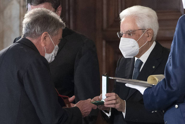 Gli imprenditori veronesi Giuseppe Vicenzi e Marilisa Allegrini insigniti dal presidente Mattarella Gli imprenditori veronesi Giuseppe Vicenzi e Marilisa Allegrini insigniti dal presidente Mattarella