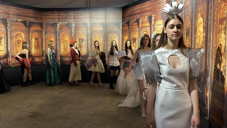 L'arte del monaco-intarsiatore fra' Giovanni da Verona ispira i futuri talenti della moda
