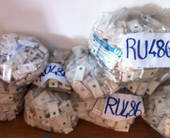 Sacchetti contenenti medicinali con etichetta Ru486 - Foto: ANSA/SIR