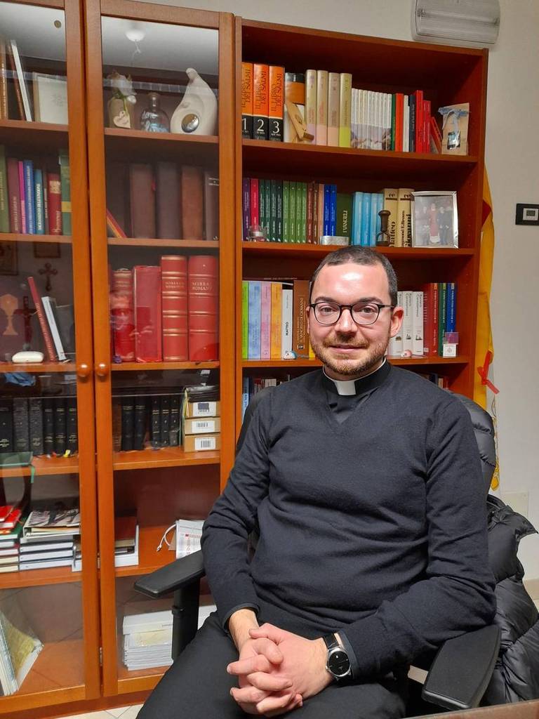 «Se questa è la mia strada dammi un segno»: il percorso vocazionale di don Filippo Manara «Se questa è la mia strada dammi un segno»: il percorso vocazionale di don Filippo Manara