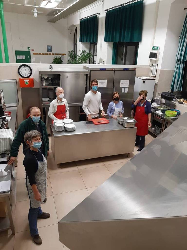 Il sapore di "Casa Nostra" addolcisce il bisogno Il sapore di "Casa Nostra" addolcisce il bisogno