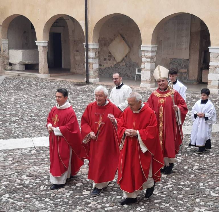 Inaugurato l’emporio 12 Ceste a Garda 
