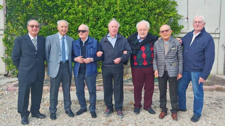 «Te ricordito le medie?» E la classe ‘41 si ritrova «Te ricordito le medie?» E la classe ‘41 si ritrova