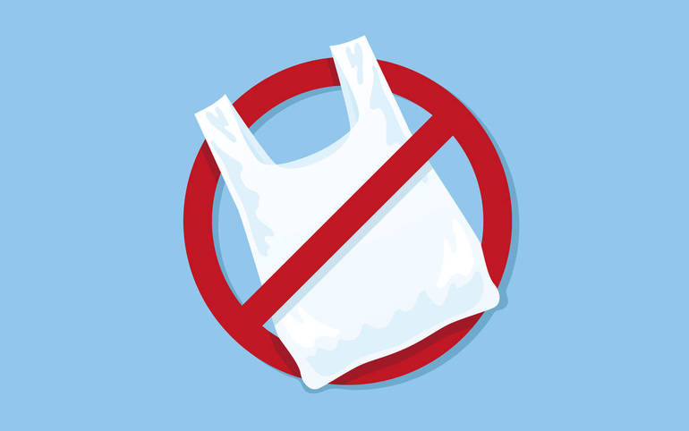 Senza sacchetti di plastica per la spesa si può stare, e anche bene