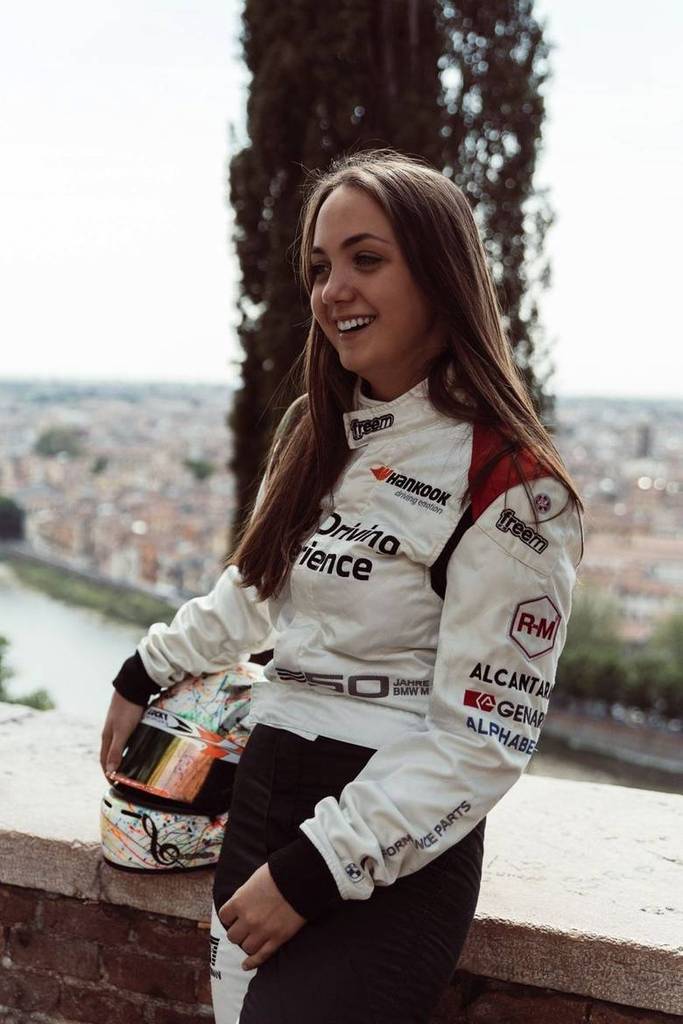 Emma corre veloce e sogna la Formula 1 